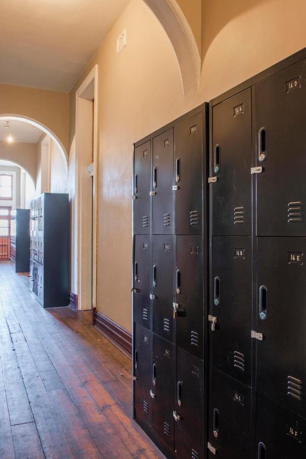 Sundancer Backpackers Hostel Fremantle Buitenkant foto