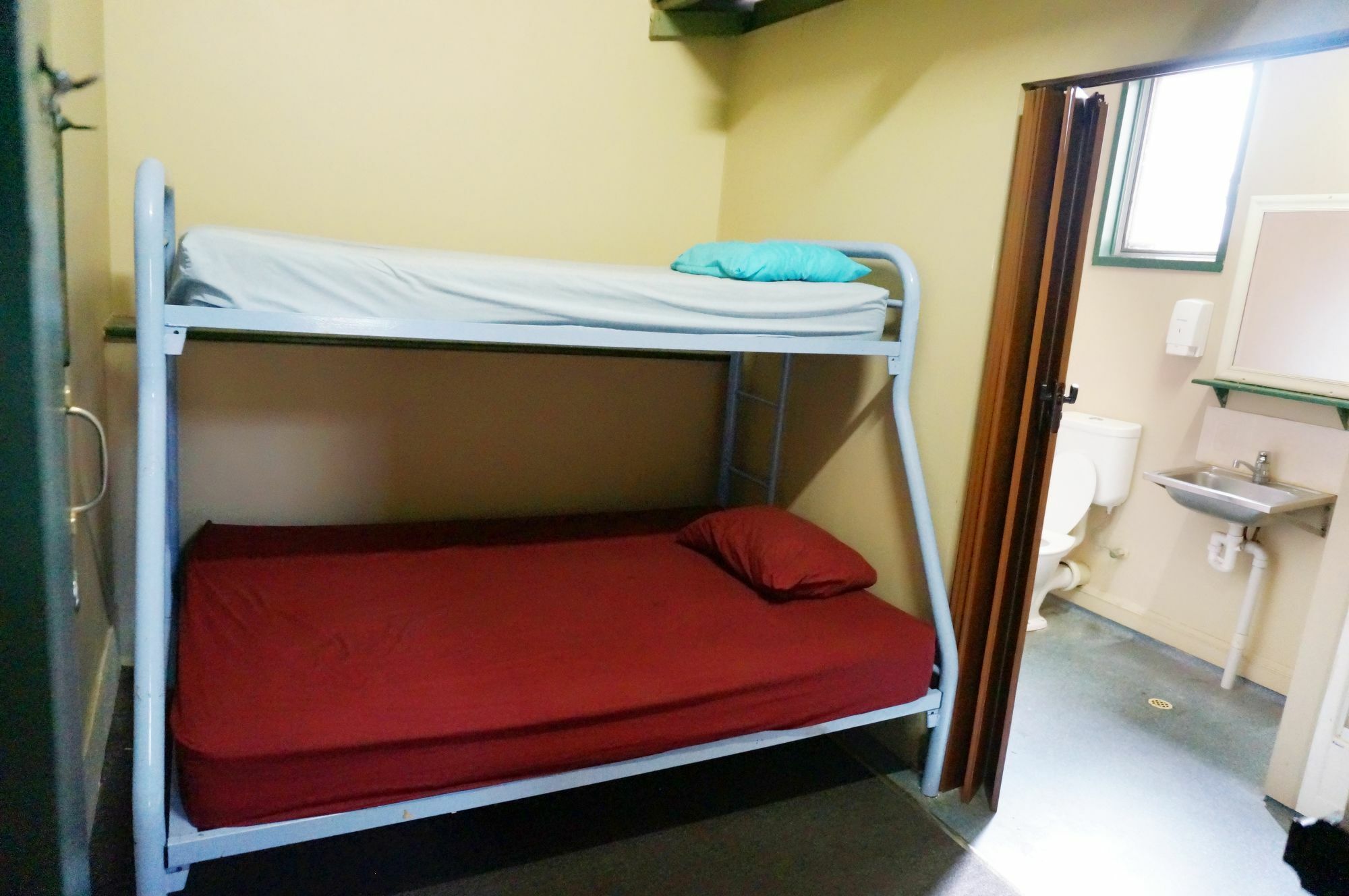 Sundancer Backpackers Hostel Fremantle Buitenkant foto